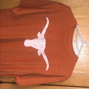 BRAND NEW official merch Texas long horn UT shirt